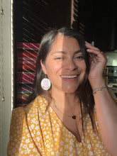 Load image into Gallery viewer, Purple Easter bunny