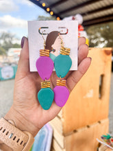 Load image into Gallery viewer, Purple and Teal Lightbulbs