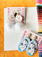 Load image into Gallery viewer, Olaf earrings