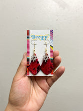 Load image into Gallery viewer, Red Marbled Diamonds
