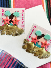 Load image into Gallery viewer, Beach Vibe conch earrings