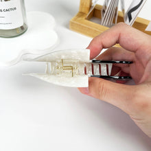 Load image into Gallery viewer, Knife Hair clip