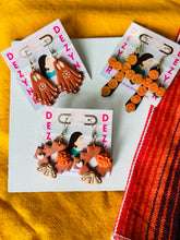 Load image into Gallery viewer, Pan de Muerto Altar earrings