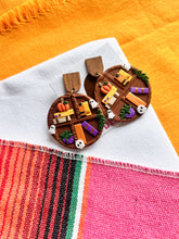 Load image into Gallery viewer, Spooky Books