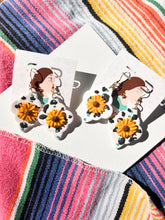 Load image into Gallery viewer, Cowprint wiith Sunflowers