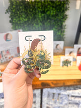 Load image into Gallery viewer, Emerald Marble Snakes