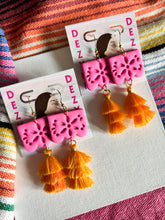 Load image into Gallery viewer, Pink Papel Picado
