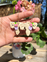 Load image into Gallery viewer, Spring Uterus hoops