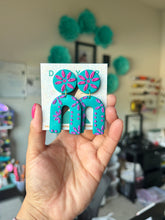 Load image into Gallery viewer, Dominica - teal/purple
