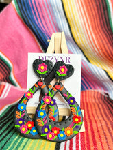 Load image into Gallery viewer, Fiesta Flowers in Black