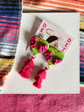 Load image into Gallery viewer, Pink and Green Hearts
