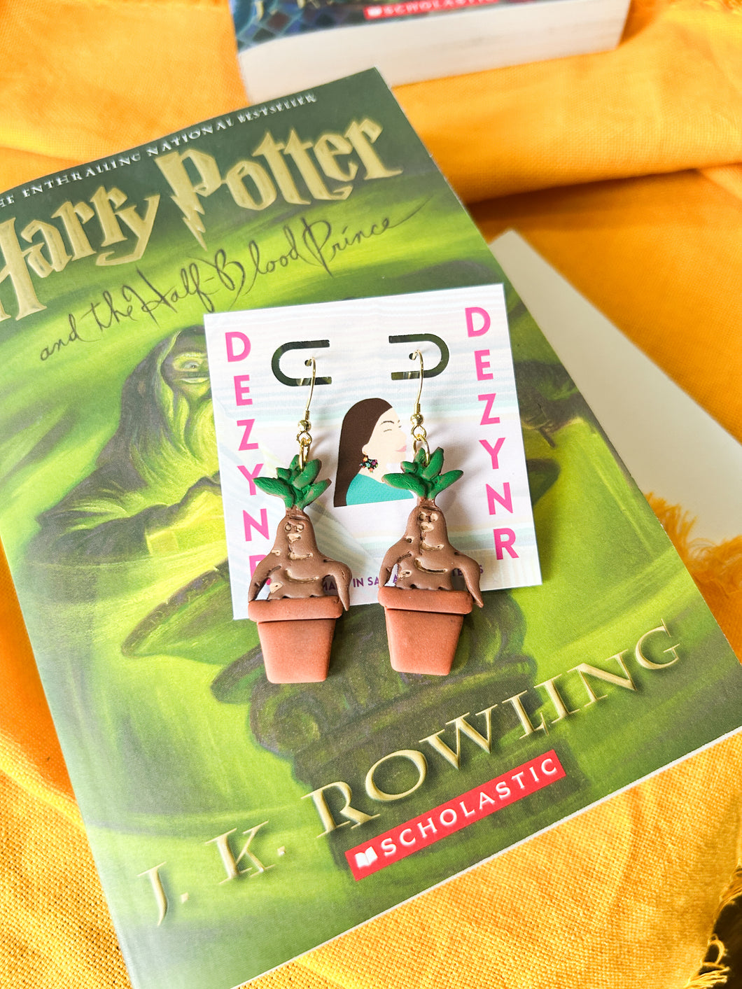 Mandrake earrings