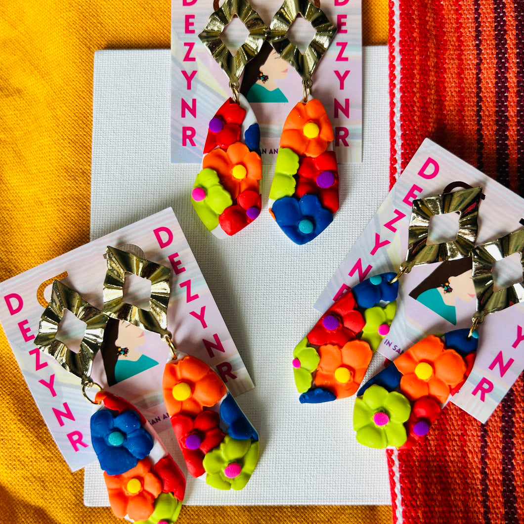 Dangly florals in white